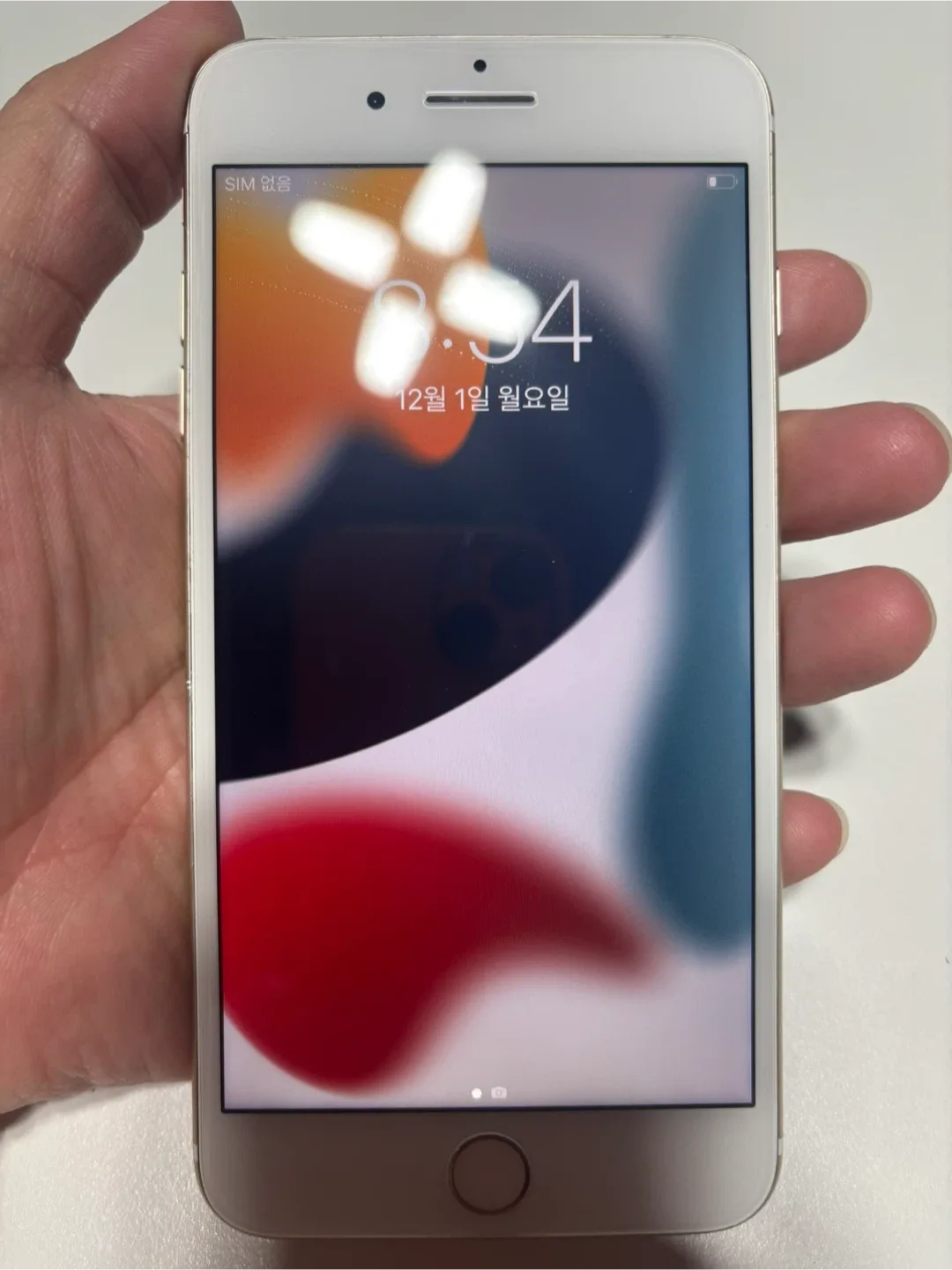 아이폰7 플러스 골드 128GB (배터리100) 팔아요.