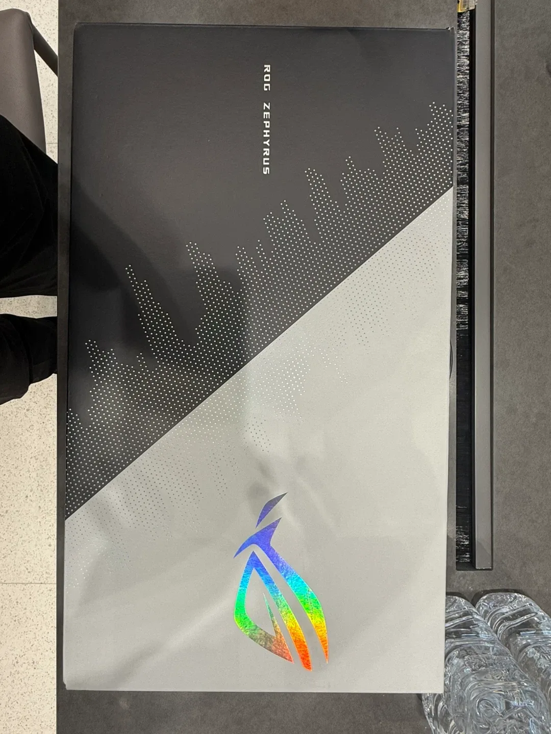 제피러스 G14 5900hs rtx3060 화이트 팝니다
