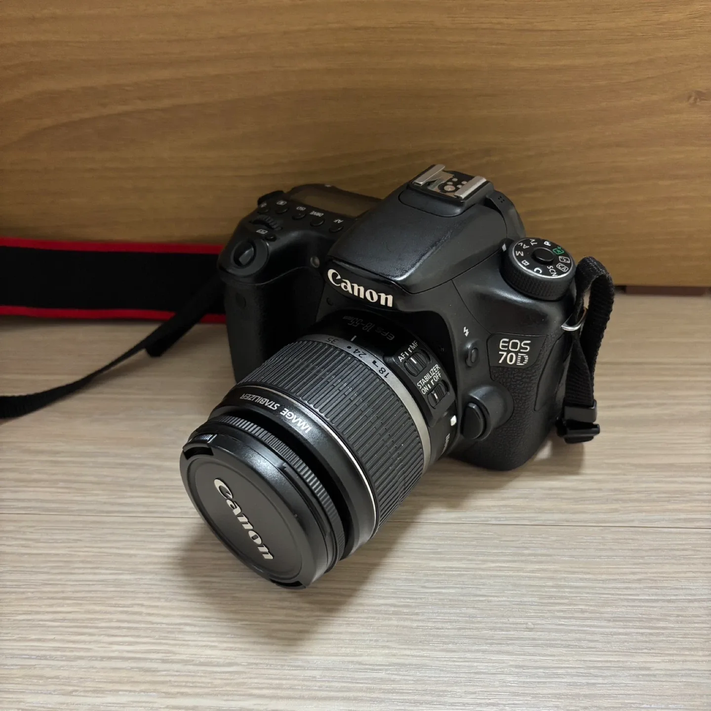 캐논 EOS 70D DSLR 카메라 + 18-55mm 렌즈