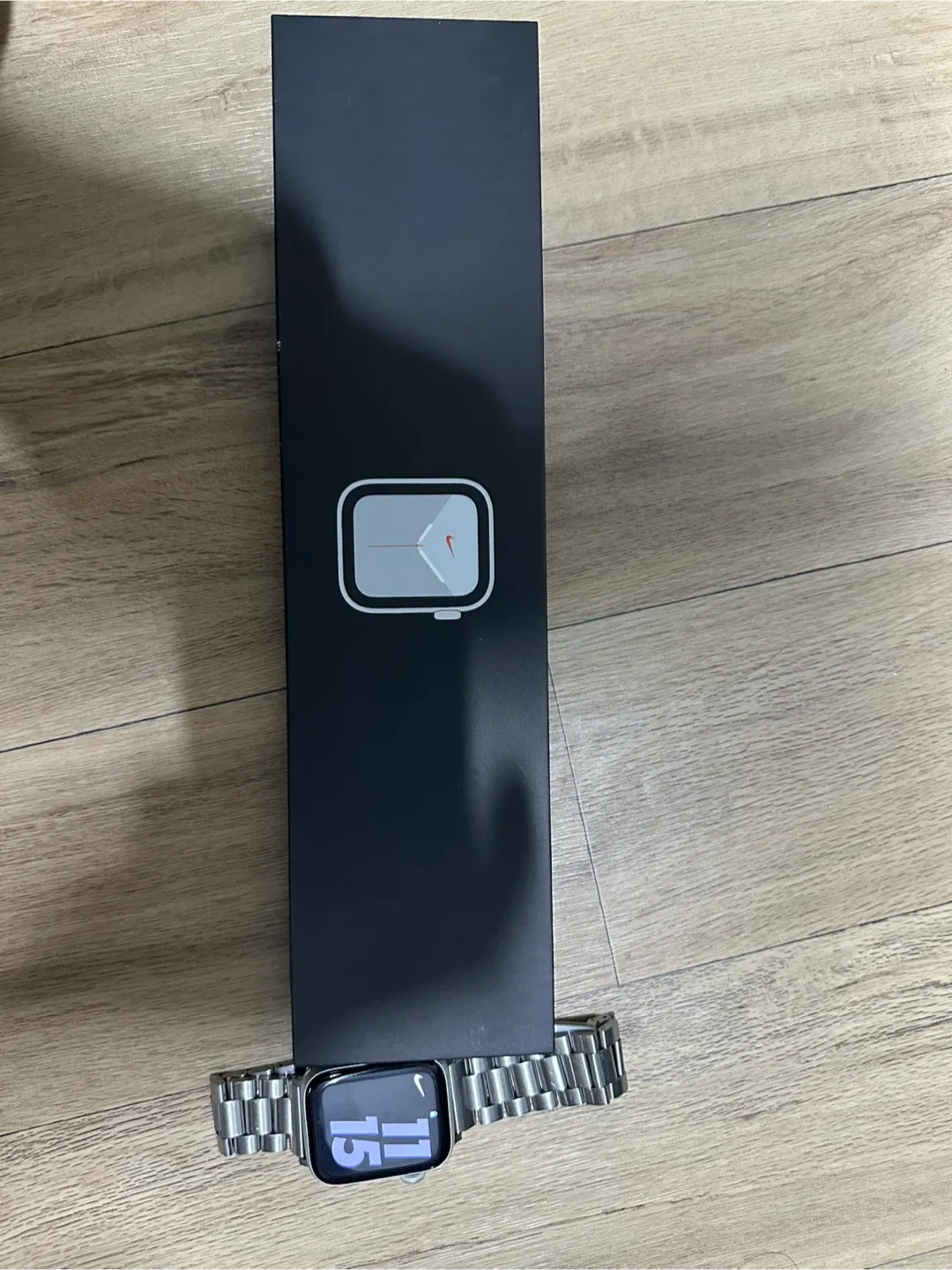 애플워치 SE 나이키에디션 44mm 판매합니다
