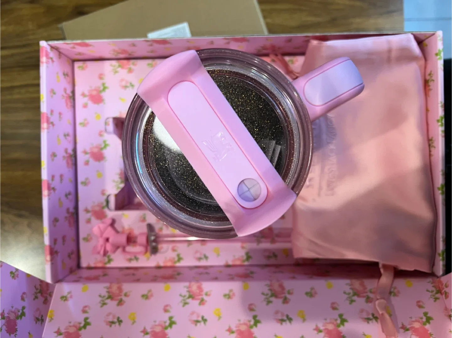 스탠리 러브샥팬시 퀜처 컵 새상품 887ml