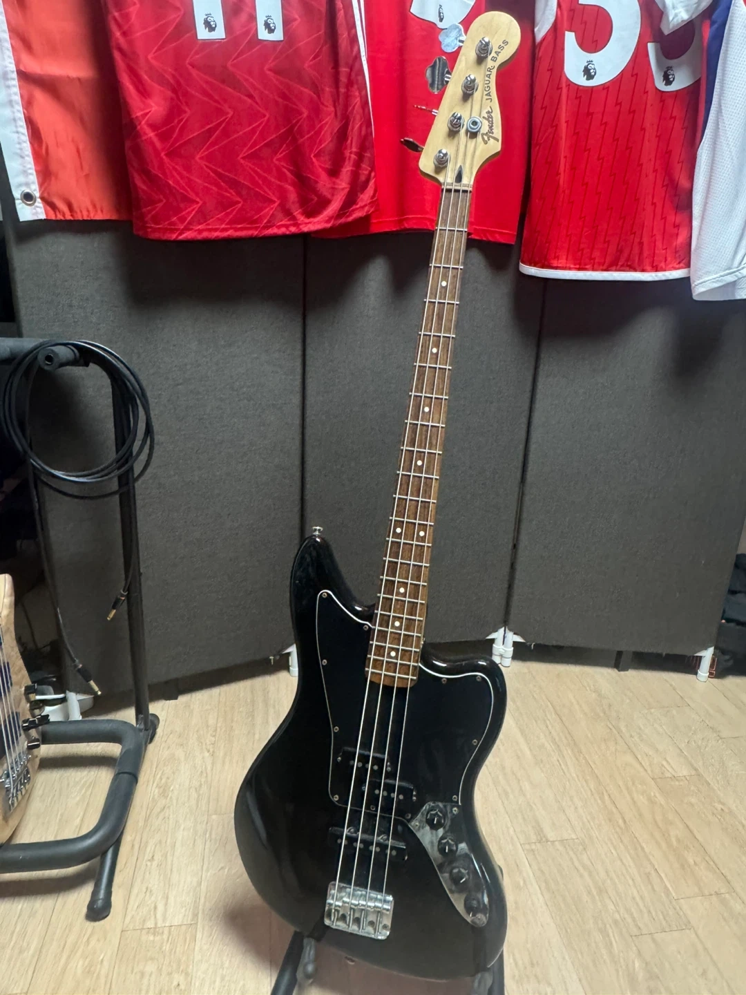스콰이어 재규어 숏스케일 베이스 기타 | 취미/게임/음반 | 당근 중고거래