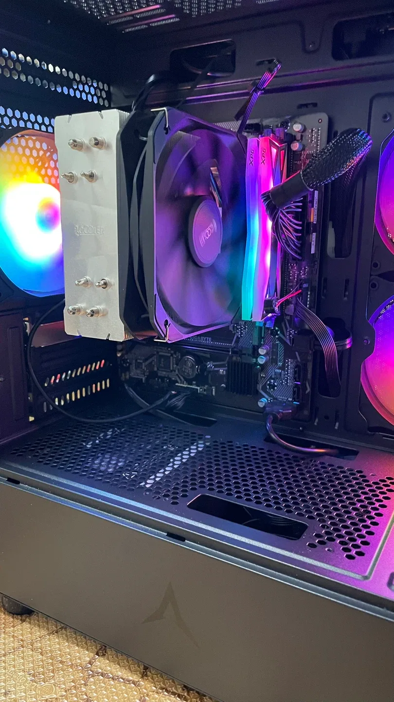 게임&업무용 컴퓨터 본체/라이젠5 5600g/DDR4 16GB 3600mhz/SSD SK S31 1TB