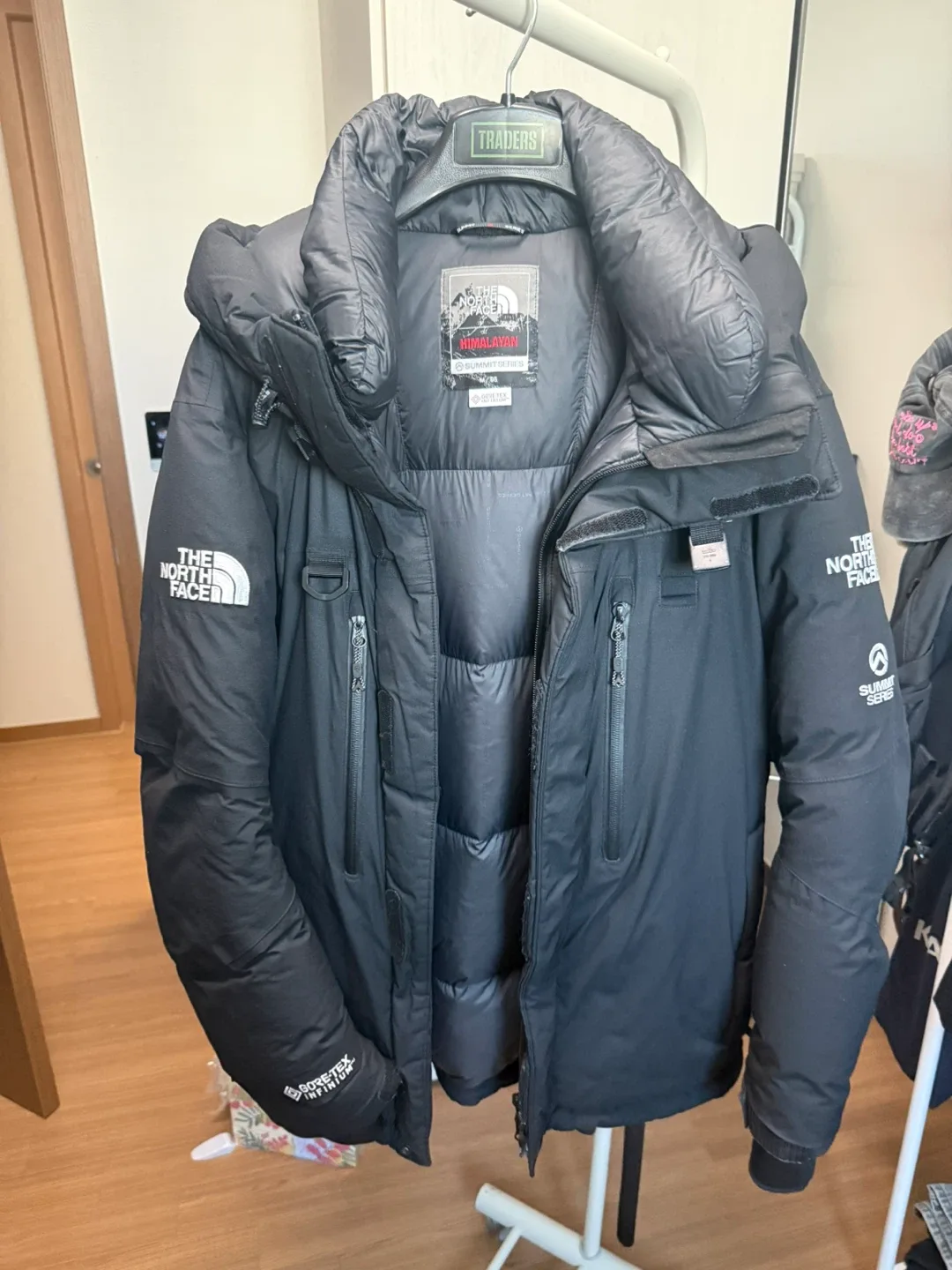 노스페이스 히말라야 패딩 M 블랙 써밋