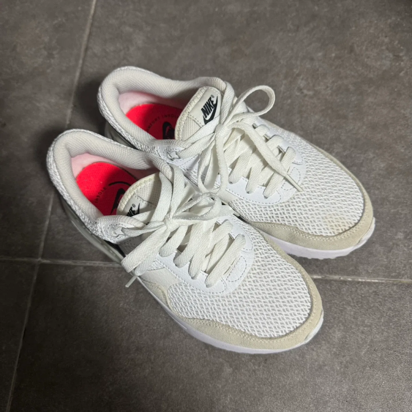 나이키 nike 에어맥스 시스템 운동화 245 블랙 화이트