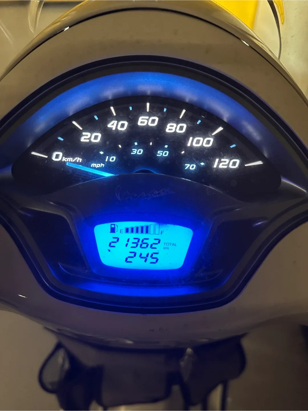 베스파 스쿠터 lx125 21년식 led라이트