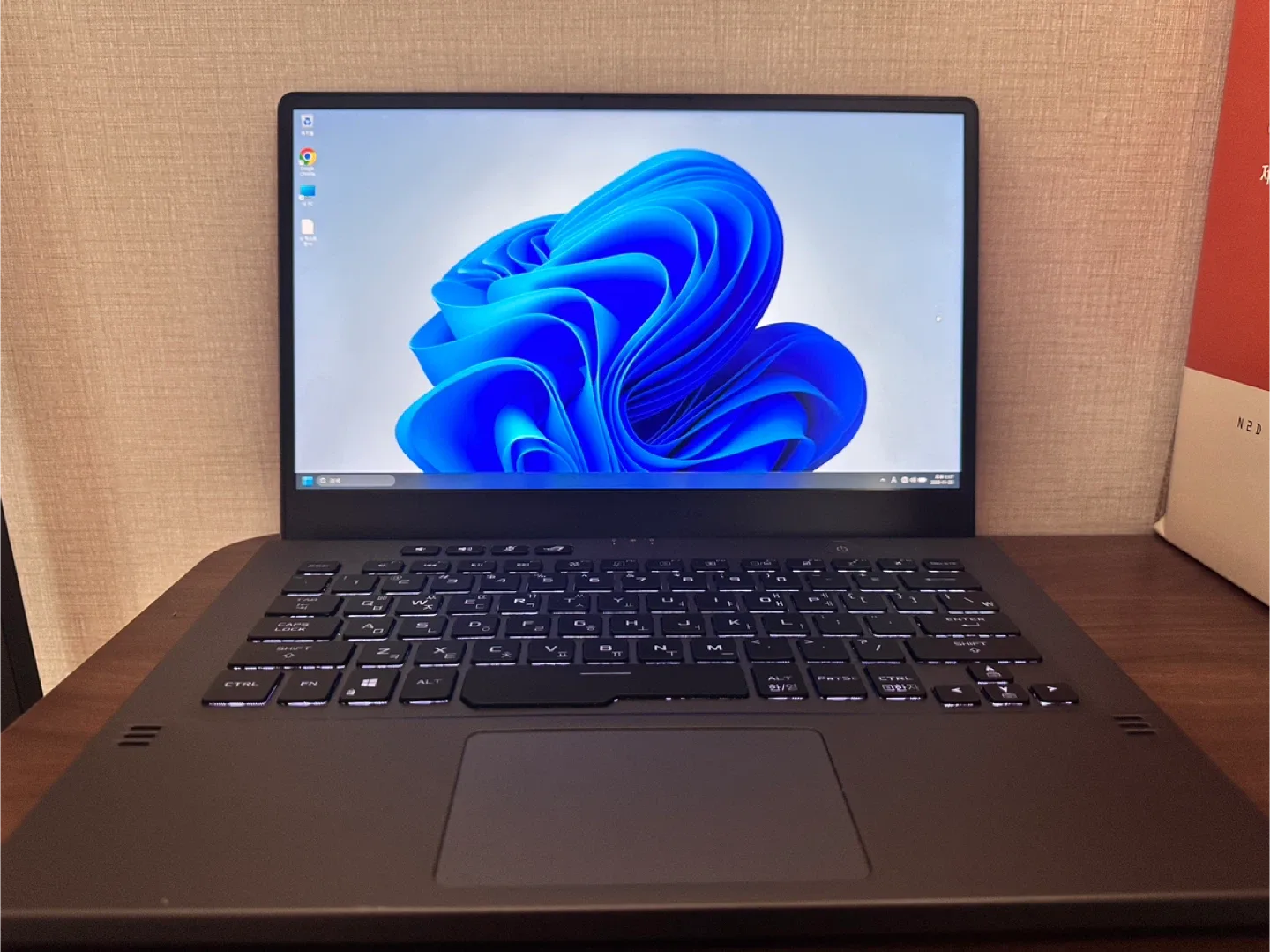 ASUS ROG 제피러스 G14 RTX2060 개이밍노트북