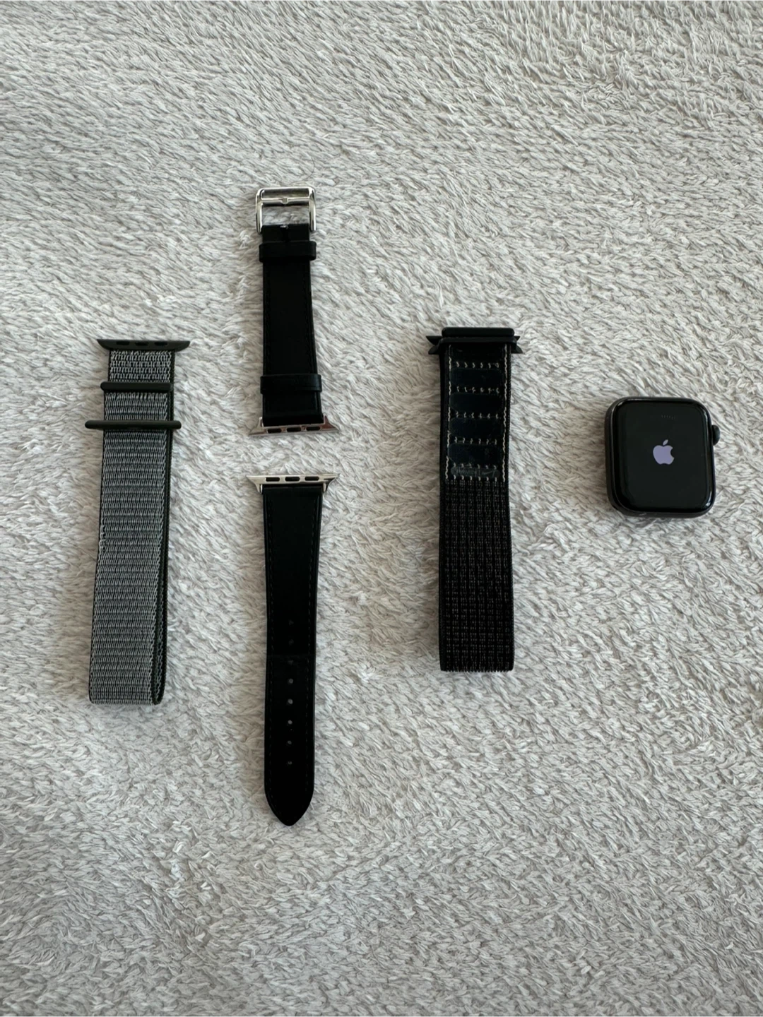 애플워치 SE 44mm 블랙 나이키에디션(1세대)