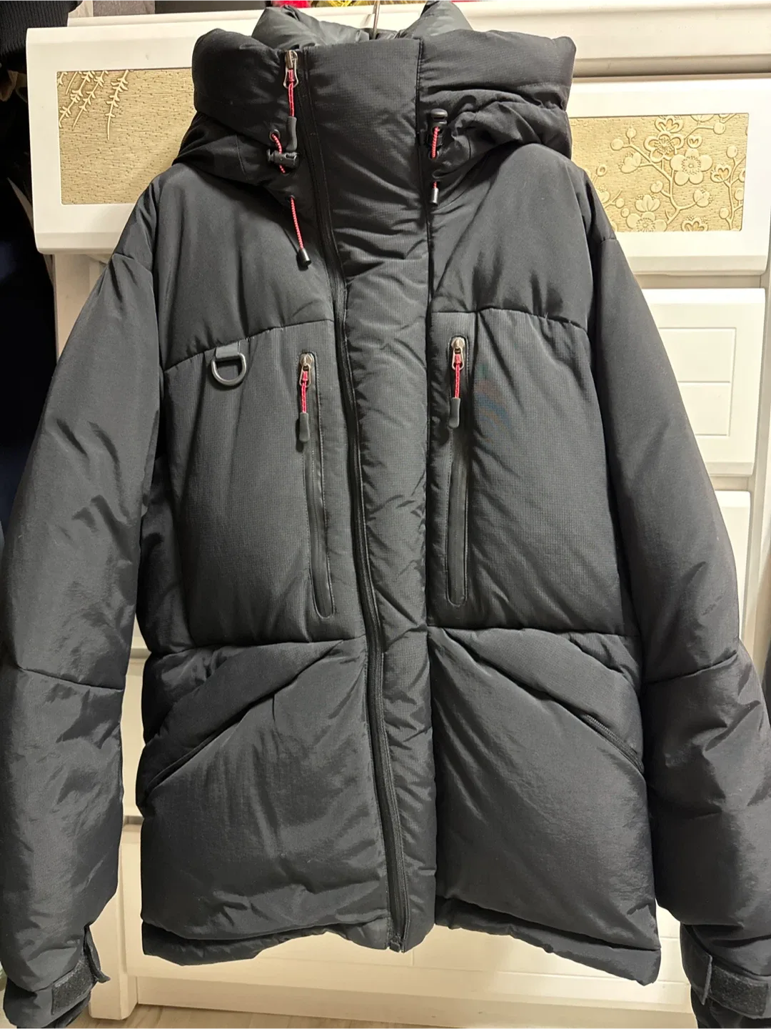 히말라야 맛 검정 후드 패딩 M