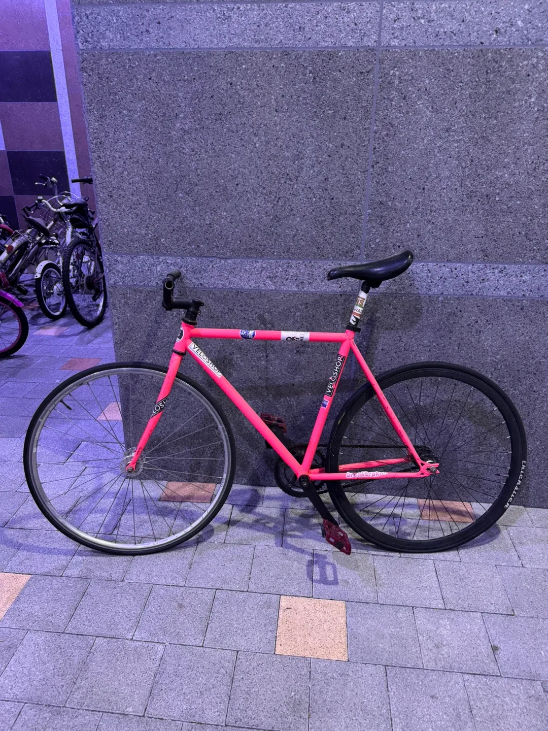 크로몰리 핑크 픽시 자전거