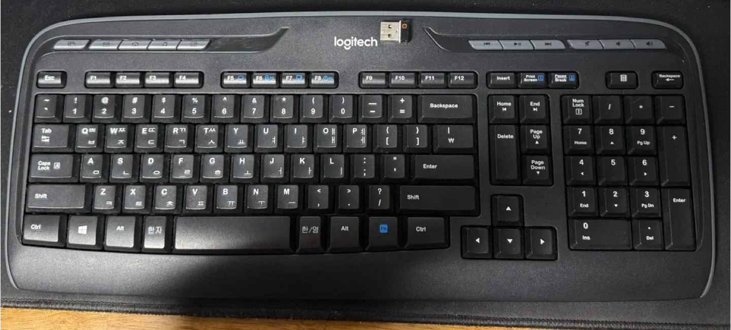 로지텍 K330 무선 키보드 팝니다