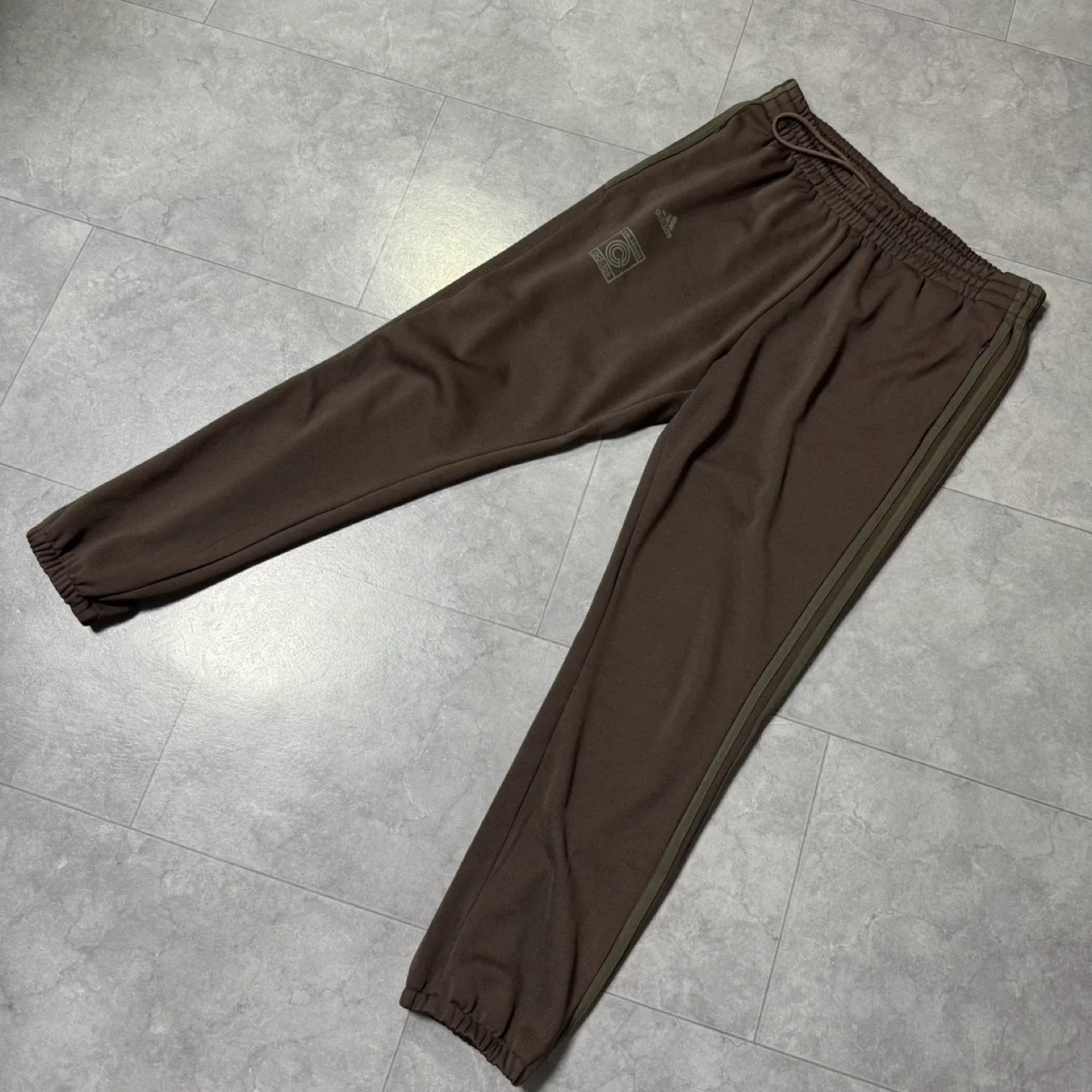 [XL] 아디다스 이지 칼라바사스 트랙 팬츠