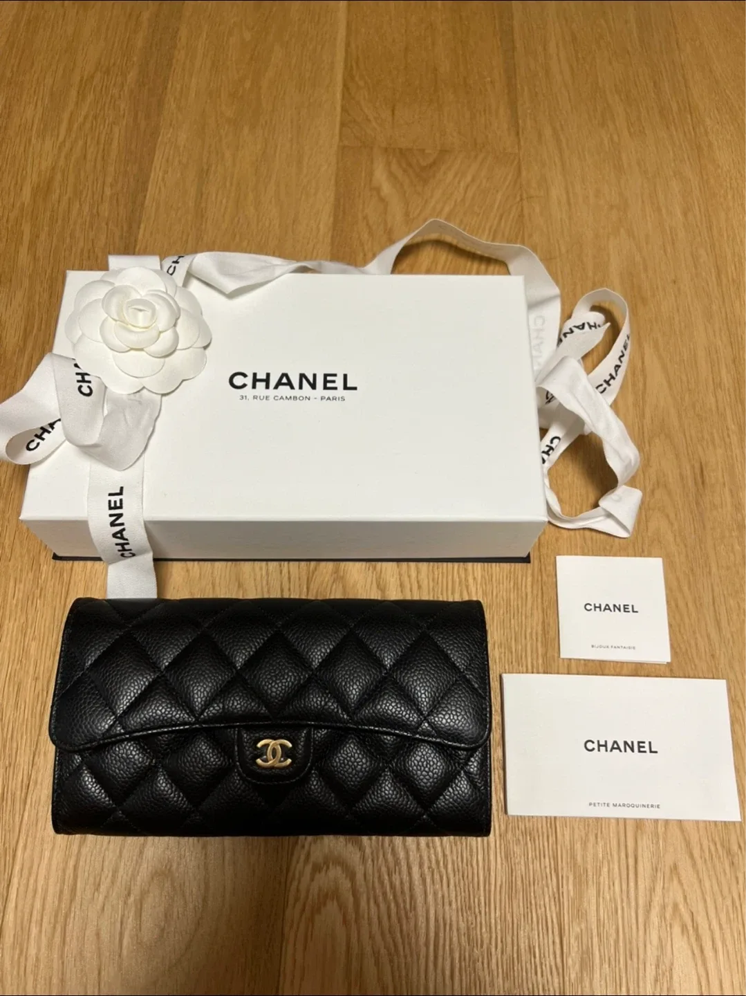 샤넬 캐비어 장지갑