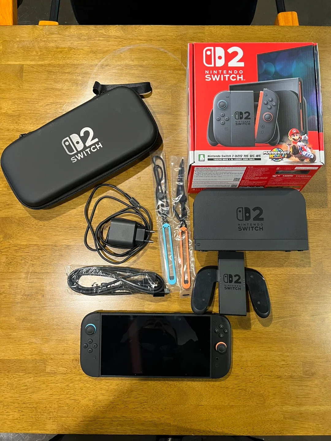 닌텐도 스위치2 풀박스 팝니다(파우치 서비스)