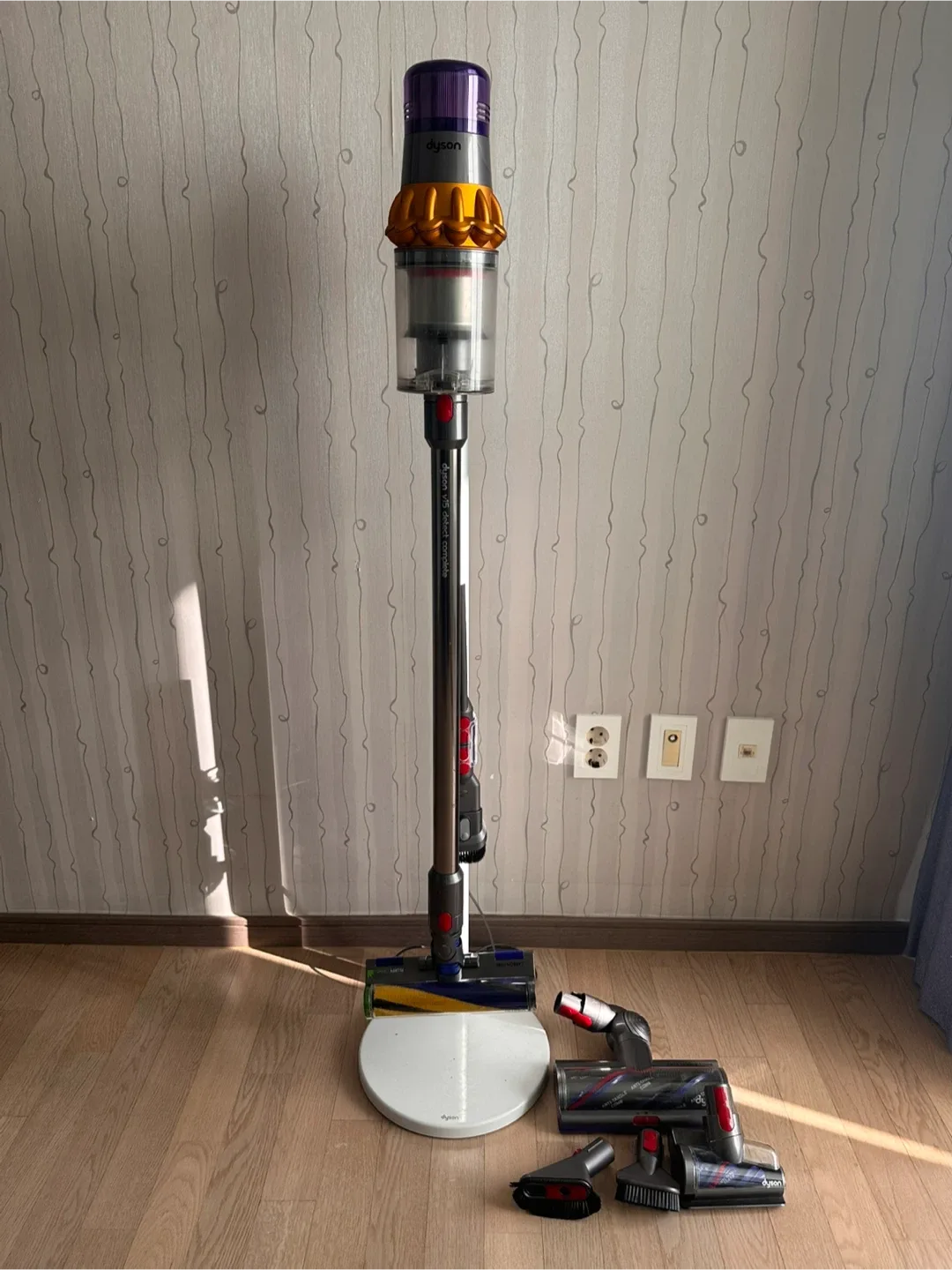 다이슨 V15 Detect Complete 무선청소기