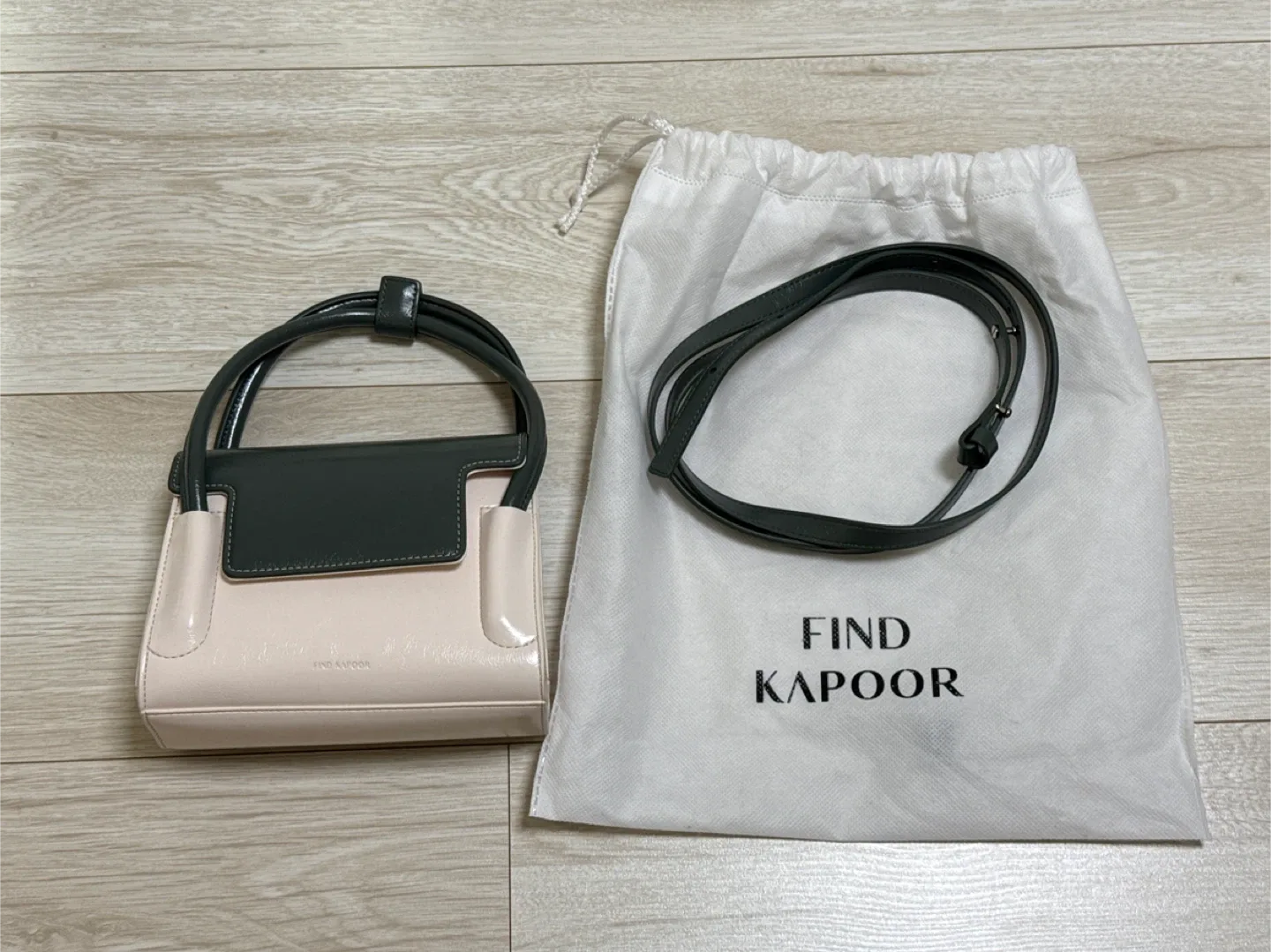 파인드카푸어 마티백 18 크로스백 크링클드 아이보리 카키