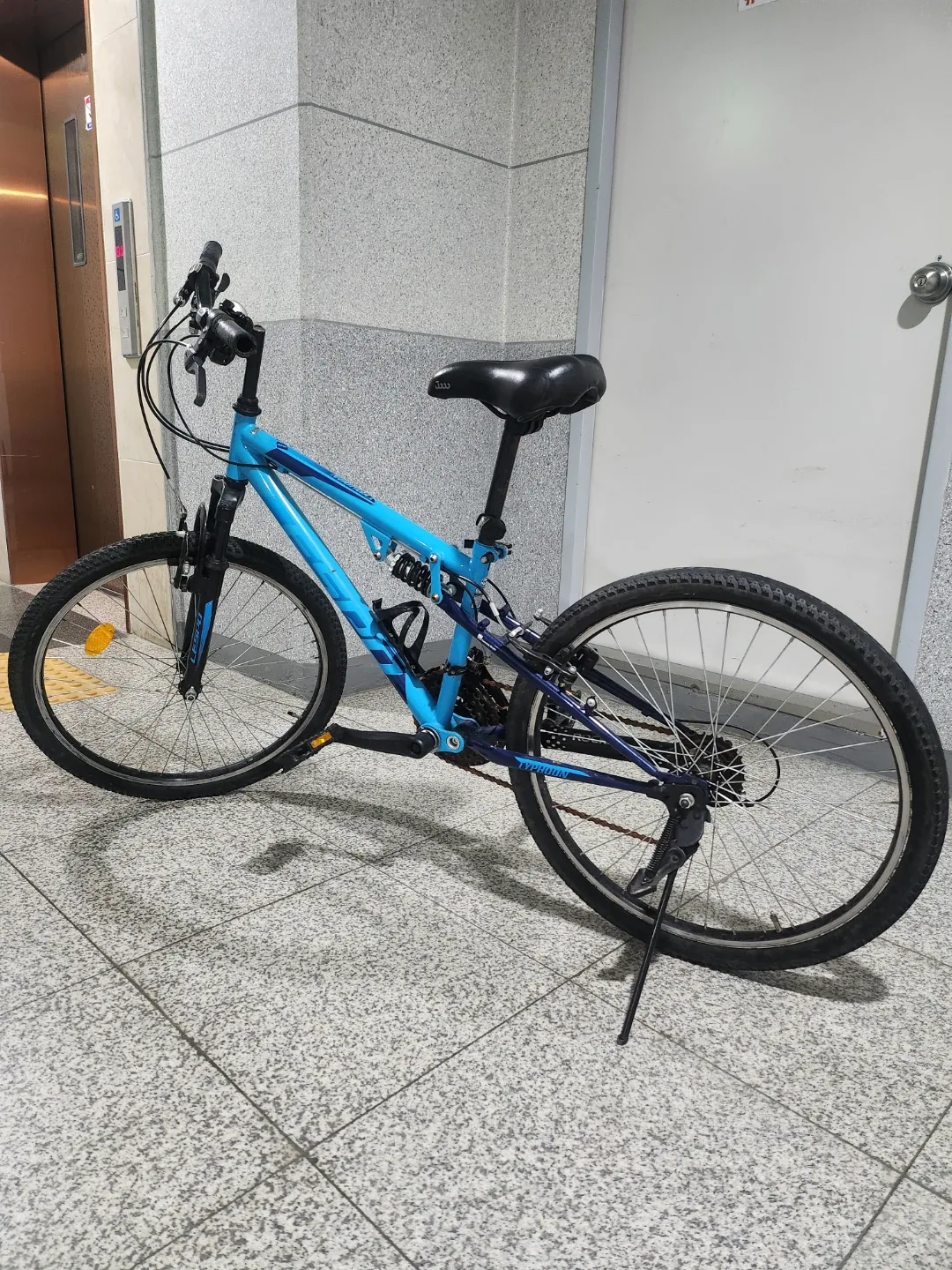 Lespo Typhoon DX 24인치 아동용 자전거