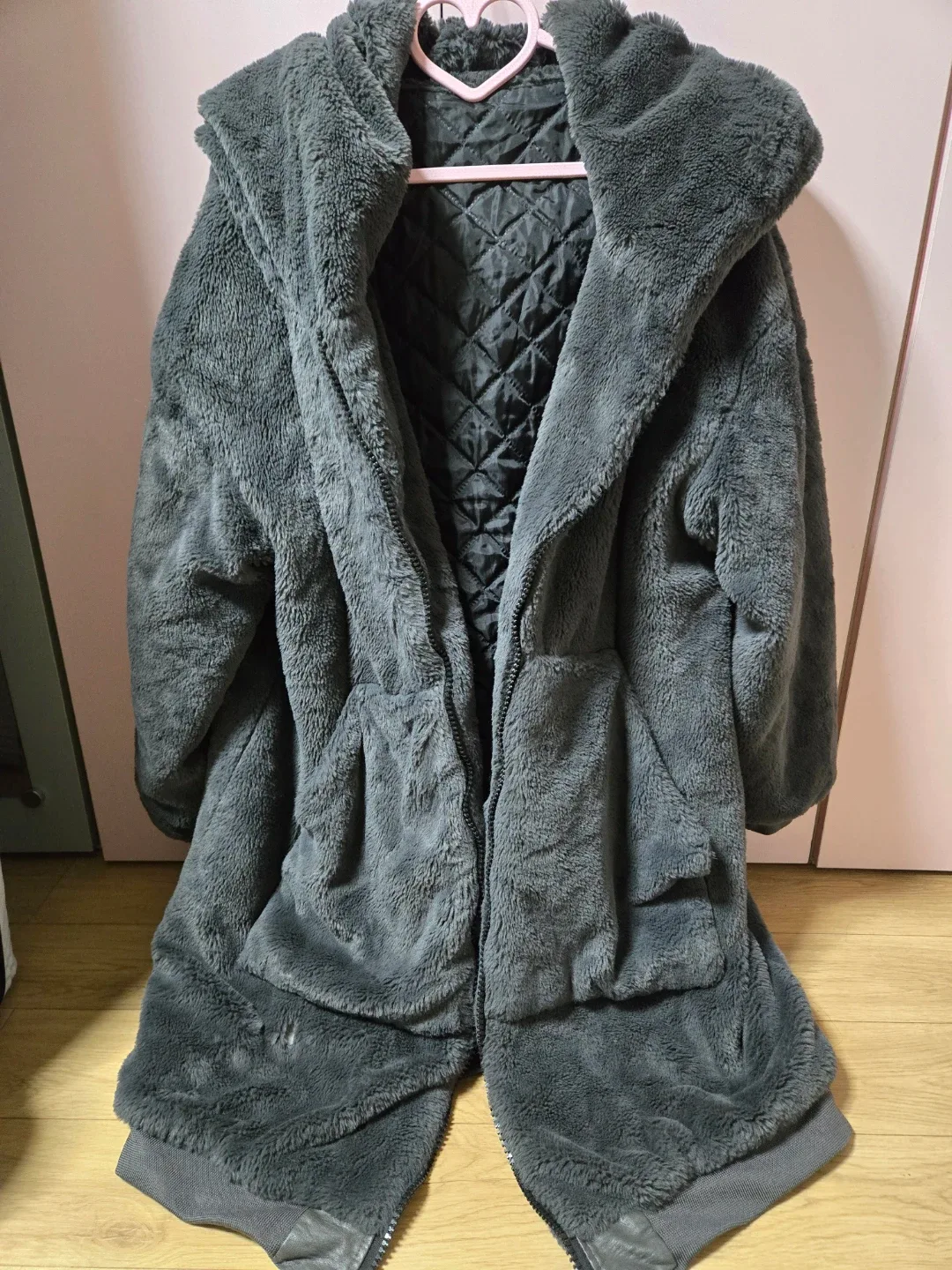 피네알제트 퍼 후드 롱 코트 M