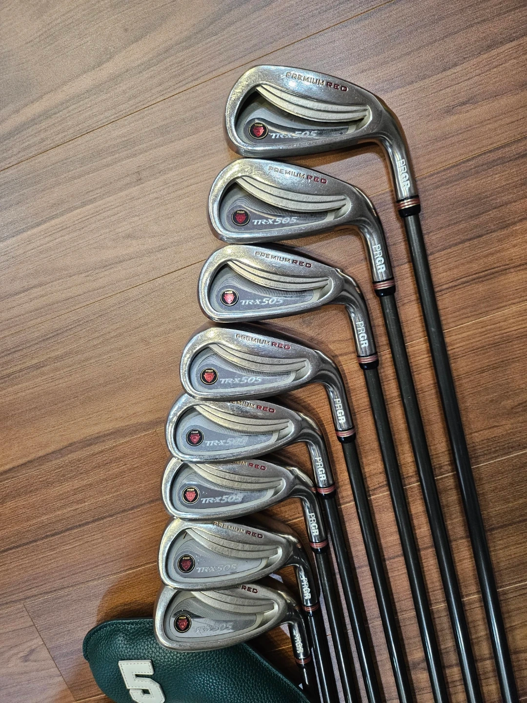 PRGR 프리미엄 레드 TRX 505 아이언 세트 | 스포츠/레저 | 당근 중고거래
