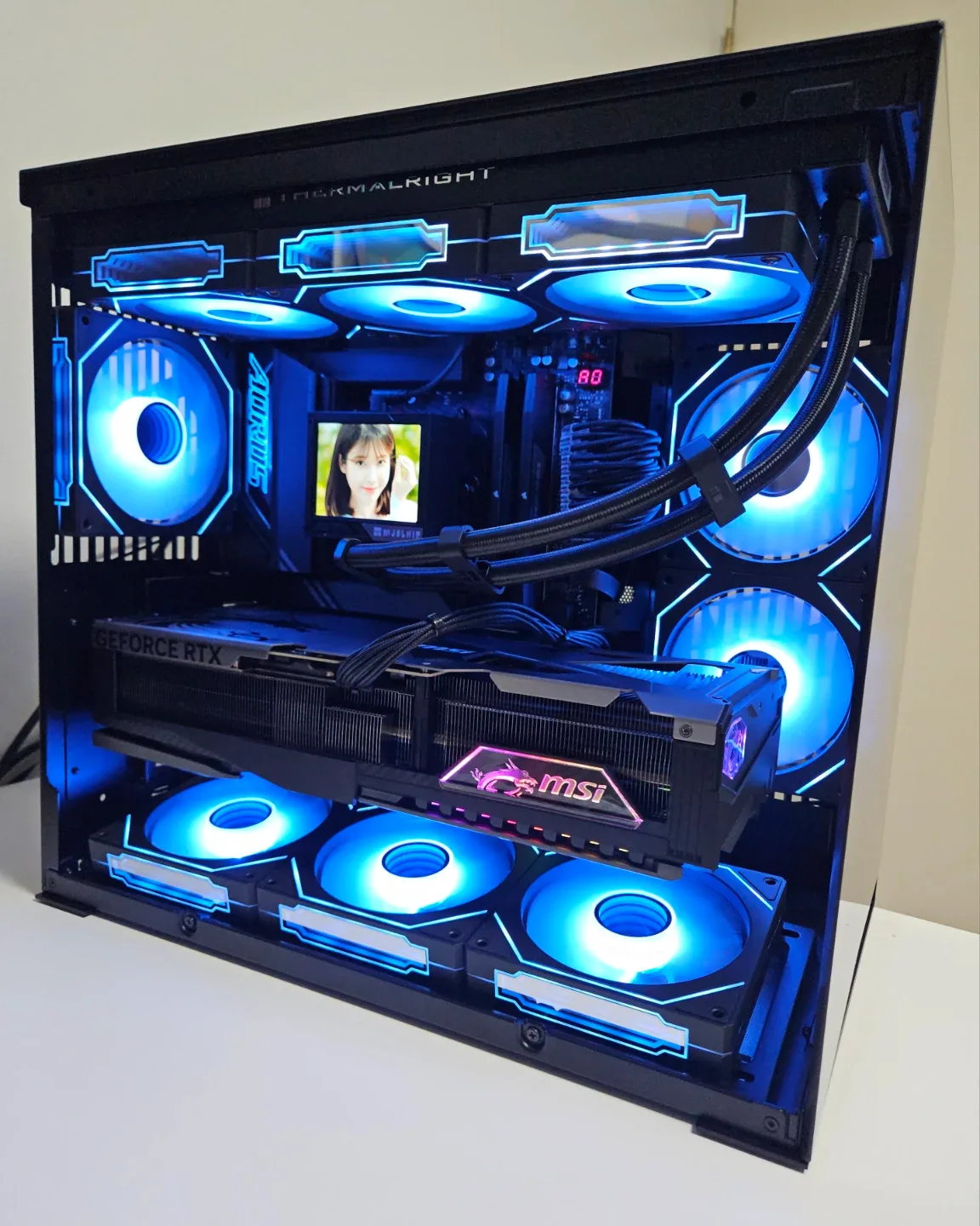 9950X3D RTX5090 현존최고사양 컴퓨터팝니다