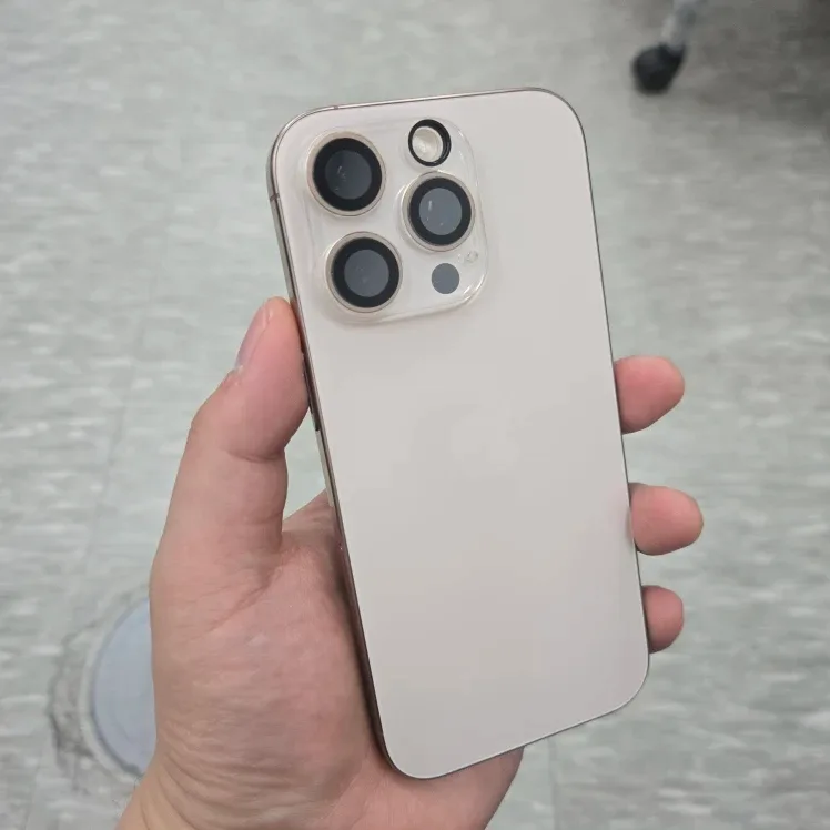 žēĄžĚīŪŹį 16ŪĒĄŽ°ú 128GB