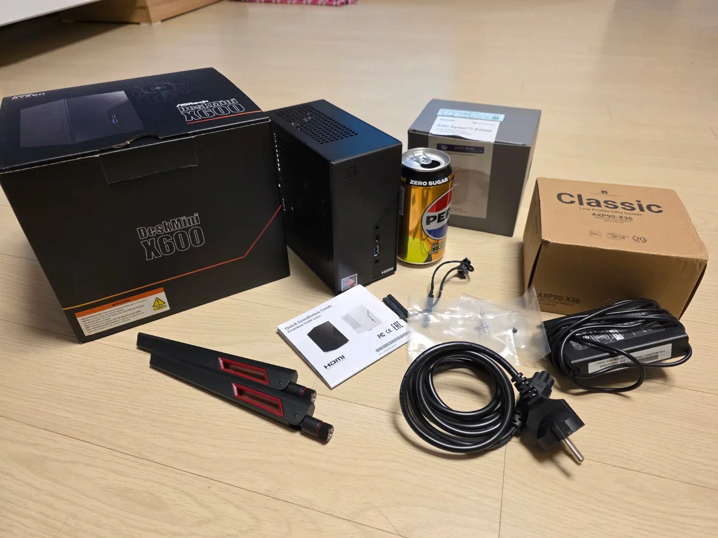 ASRock DeskMini X600 + AMD Ryzen 7 8700G 미니 PC 판매합니다