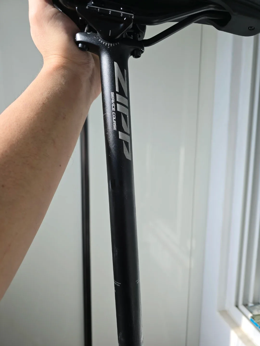 ZIPP 짚 서비스 코스 싯포스트 27.2mm