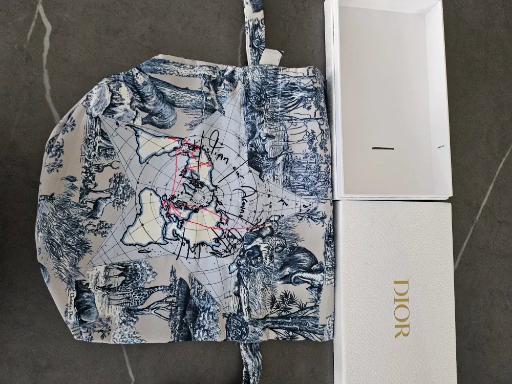 디올뷰티 Dior 파우치 2개