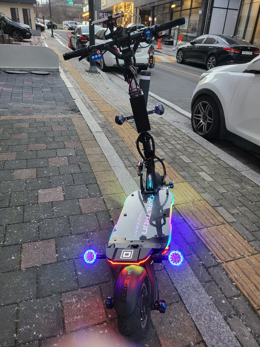 듀얼트론 썬더2 전동 킥보드 튜닝 | 스포츠/레저 | 당근 중고거래