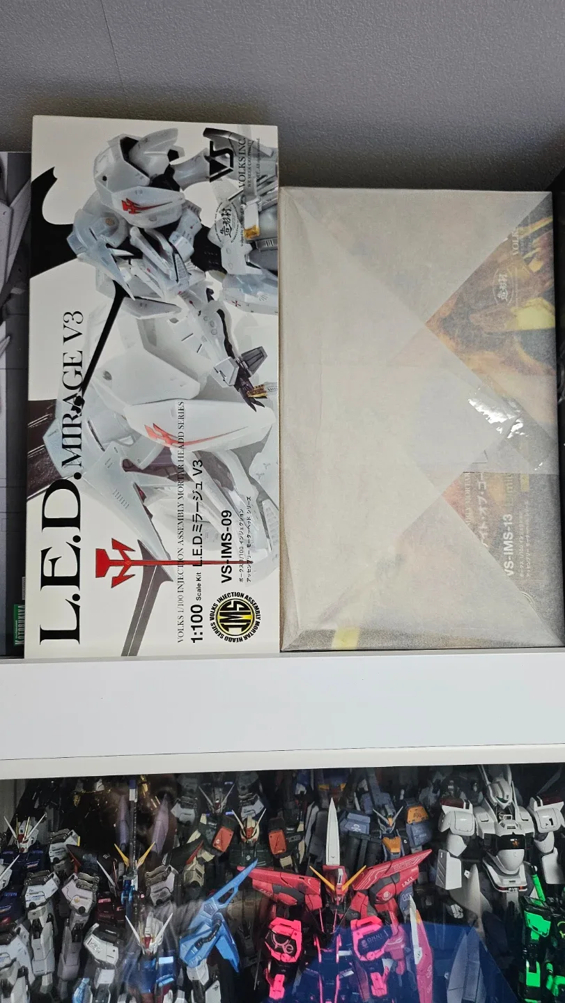 보크스 IMS 1/100 레드미라지 V3, 나오골 버스터런처 클리어 한정 일괄 판매