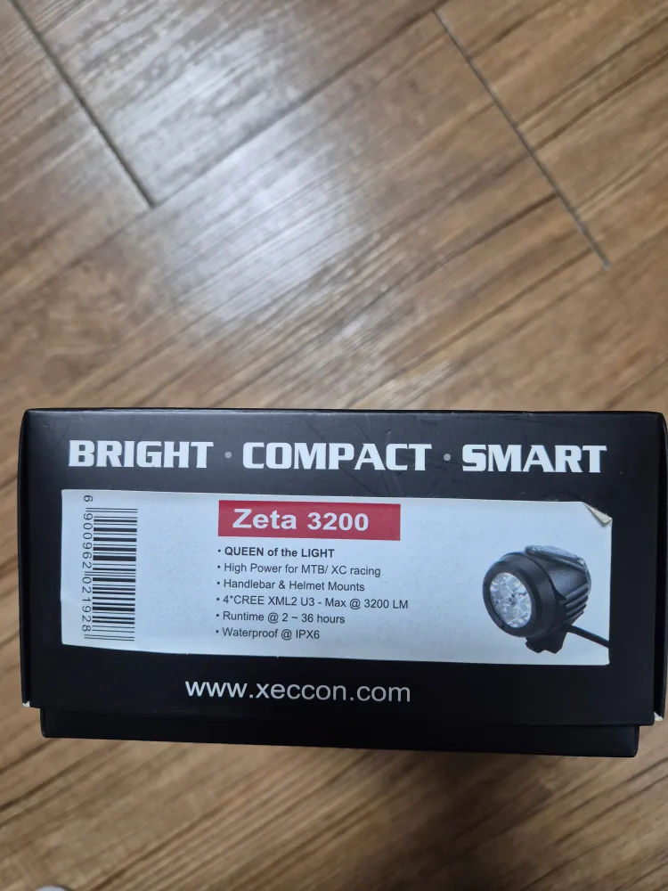 젝콘 Zeta 3200 자전거 라이트
