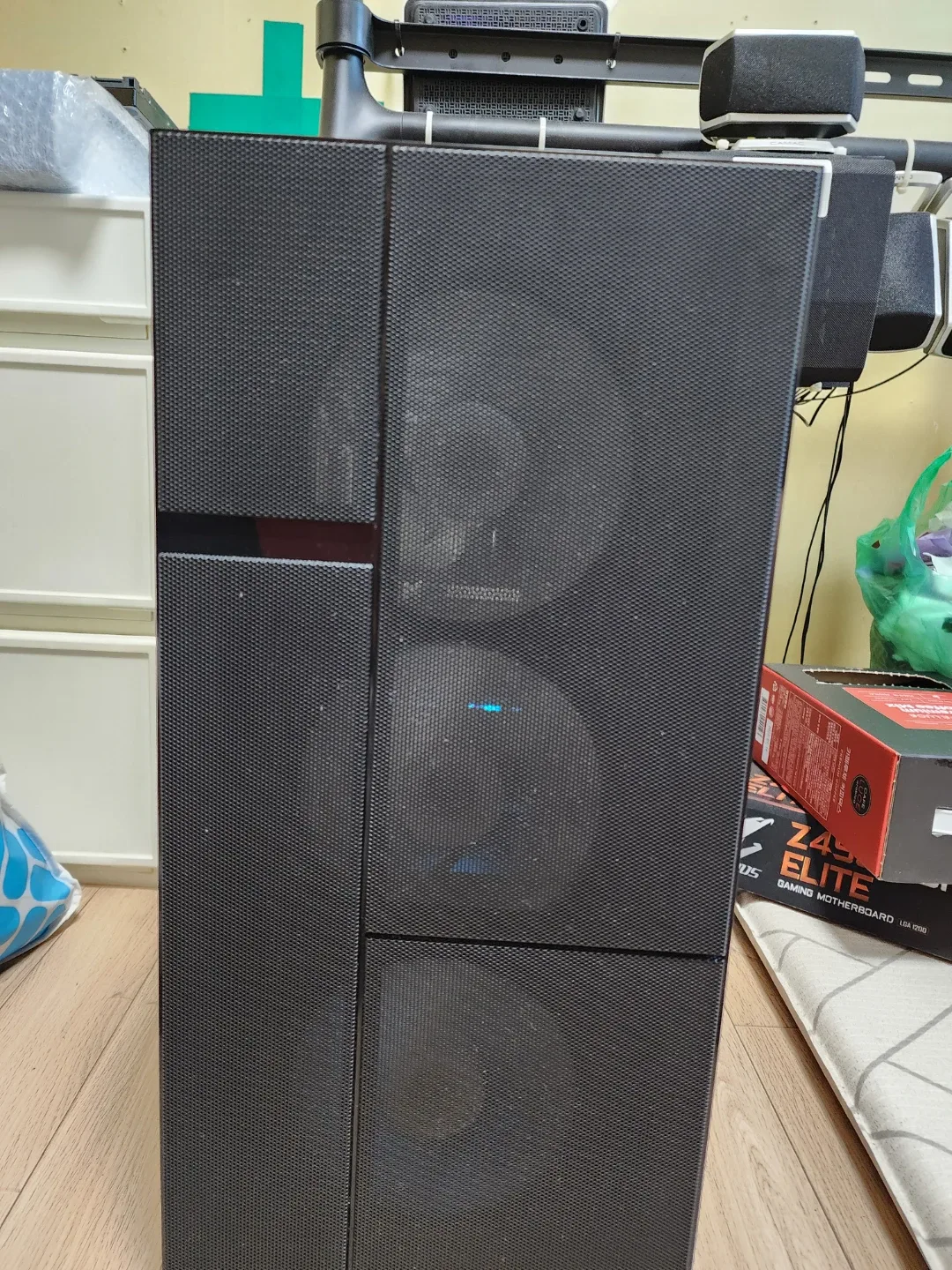 고성능 컴퓨터 완본체 팝니다(i7 10700k. rtx2070슈퍼)