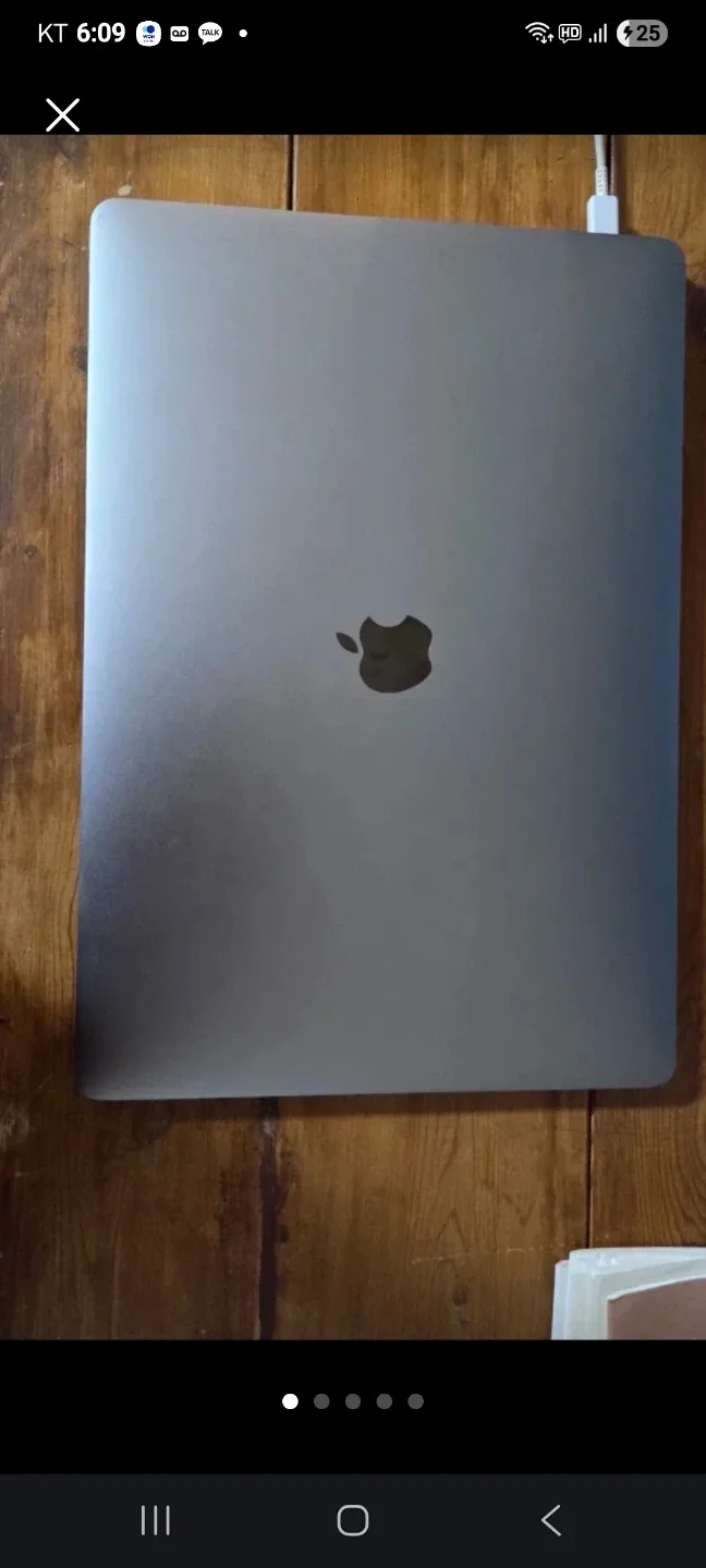 고장난 맥북 프로 15인치 2017 i7 16GB 500GB 판매합니다<부품용>