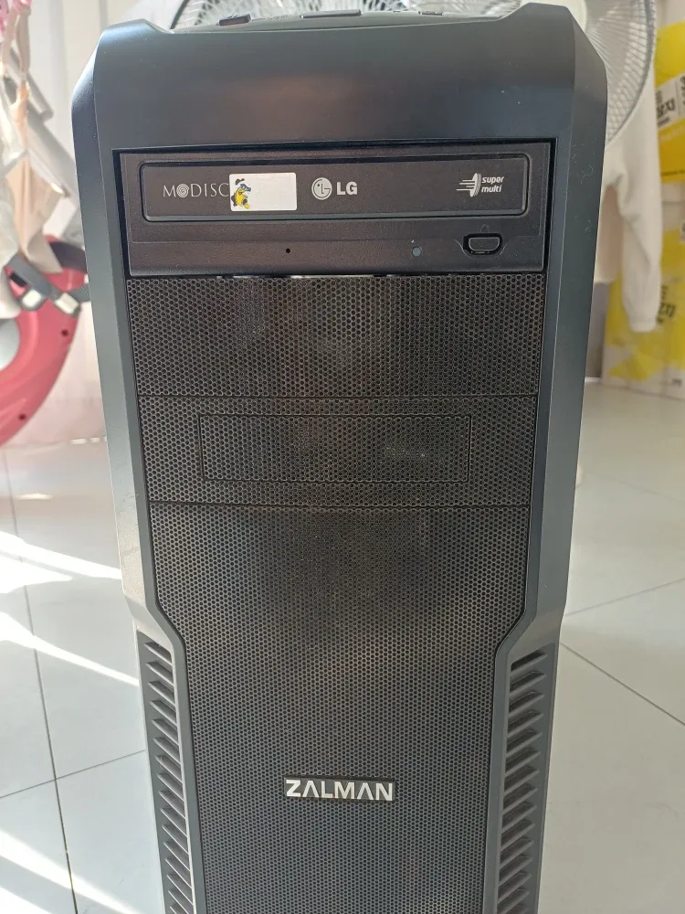 잘만 Z3 PLUS i5-4670 데스크탑 본체