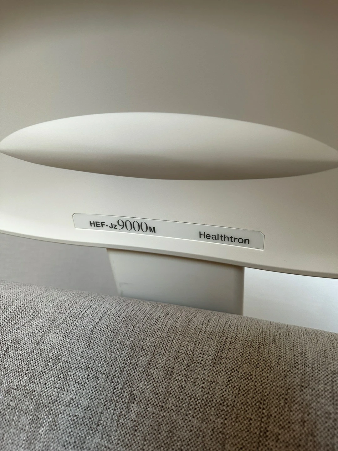 헬스트론 JZ9000M 6전극 9천볼트 (새제품급) | 생활가전 | 당근 중고거래