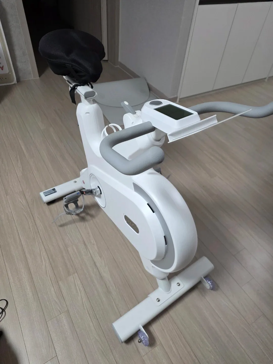 멜킨 실내자전거 EMS ERG 판매합니다.