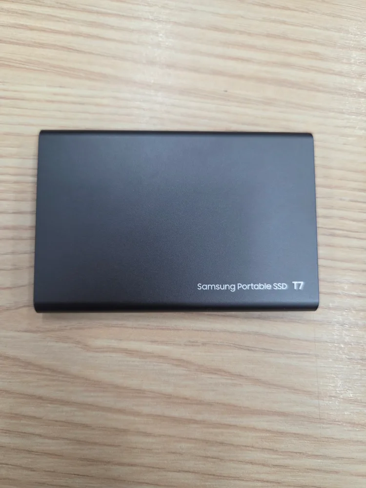 삼성외장하드SSD T7 포터블(1TB) + 케이스_직접 갖다드립니다!!