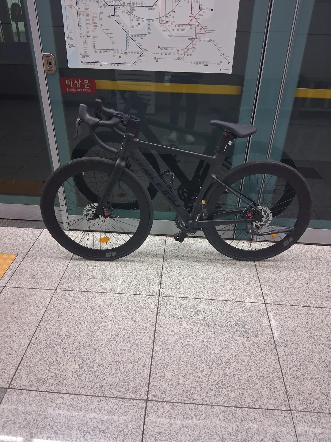 RALEIGH 알루미늄 로드 자전거 판매합니다.(급처)