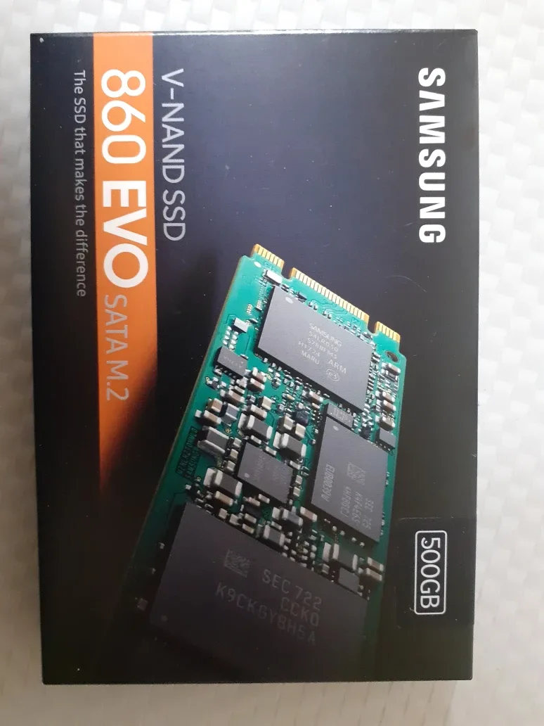 삼성 860 EVO M.2 500GB SSD 미개봉