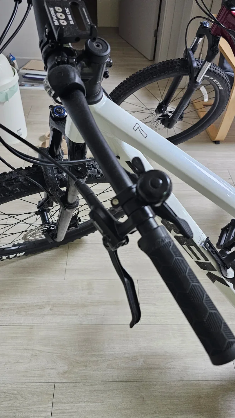 TREK 트렉 자전거 마린7 M사이즈