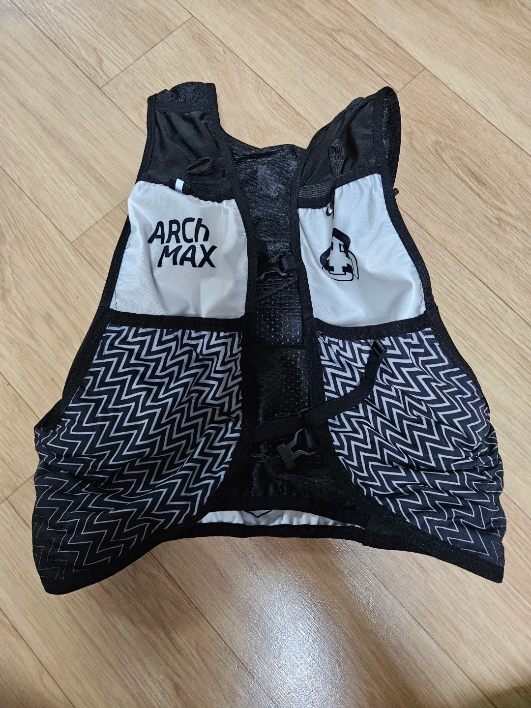 아치맥스 HYDRATION VEST 12L 러닝 조끼
