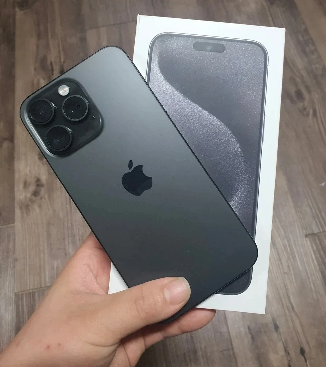 아이폰 15 Pro 256GB 스페이스 블랙 풀박스