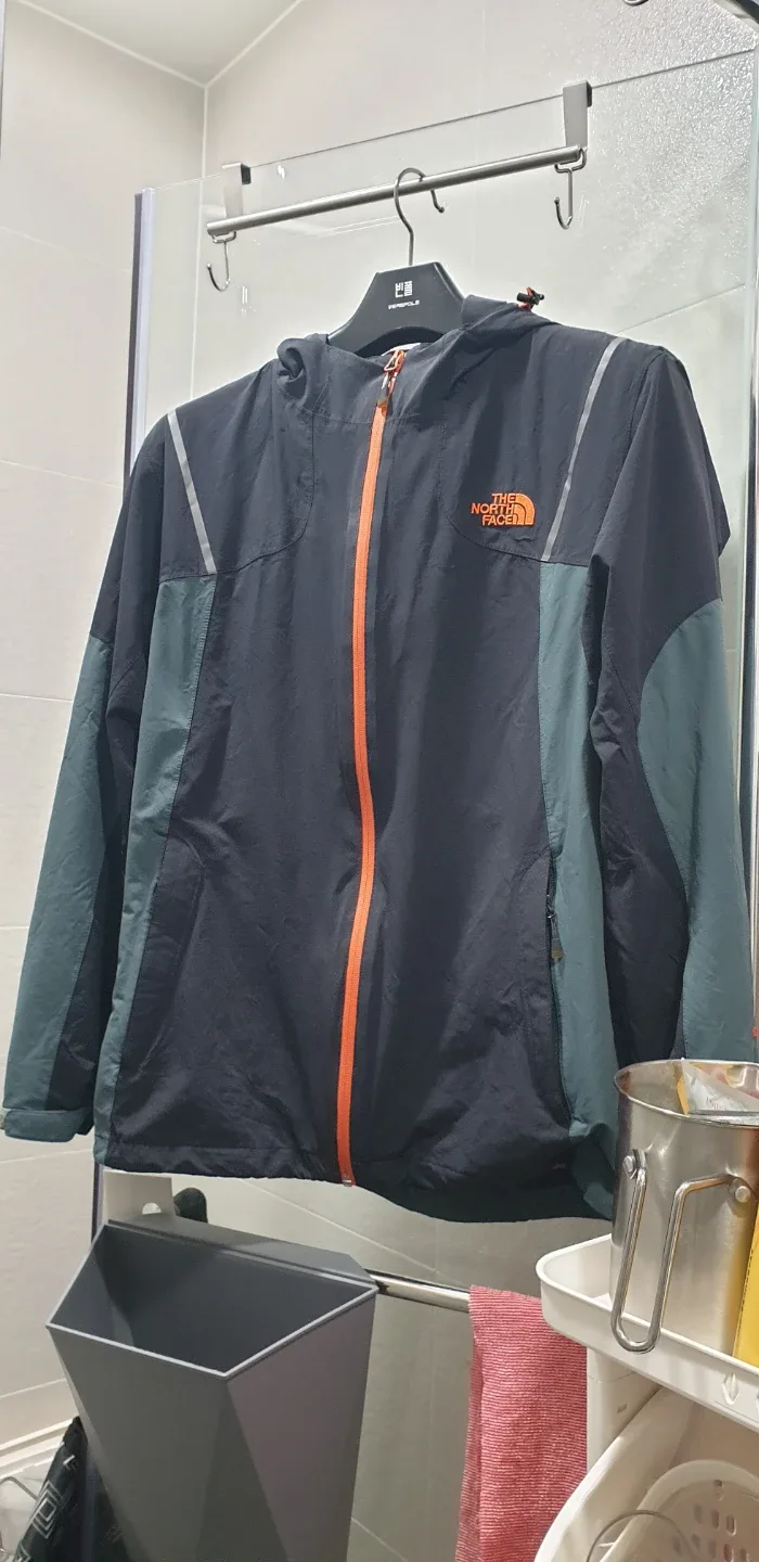 (가격인하) 노스페이스 바람막이 110(XXL)