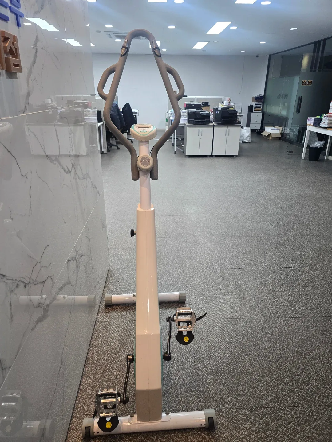 FITBOX 실내 자전거