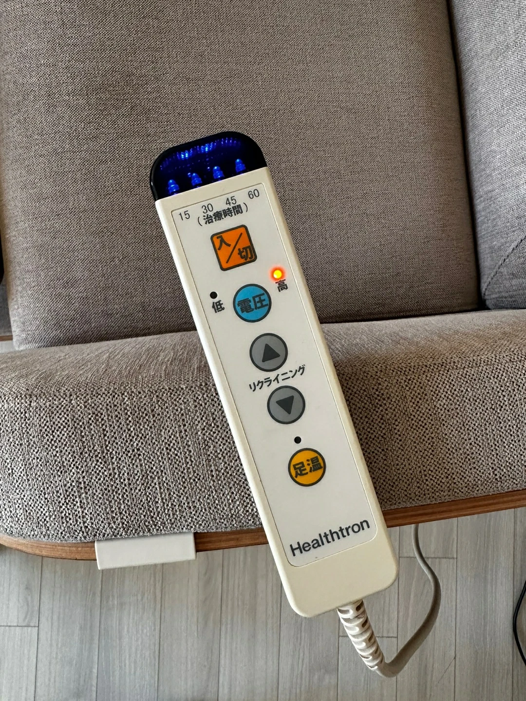 헬스트론 JZ9000M 6전극 9천볼트 (새제품급) | 생활가전 | 당근 중고거래