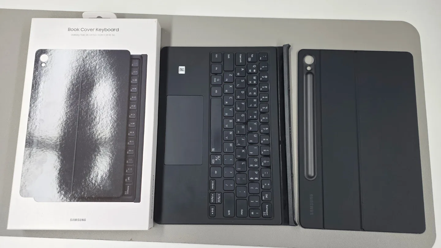삼성 갤럭시 탭 s9 s8 fe 키보드 북커버 EF-DX715