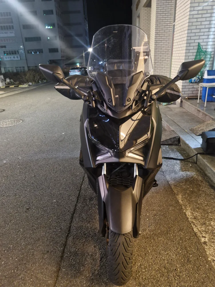 야마하 XMAX300
