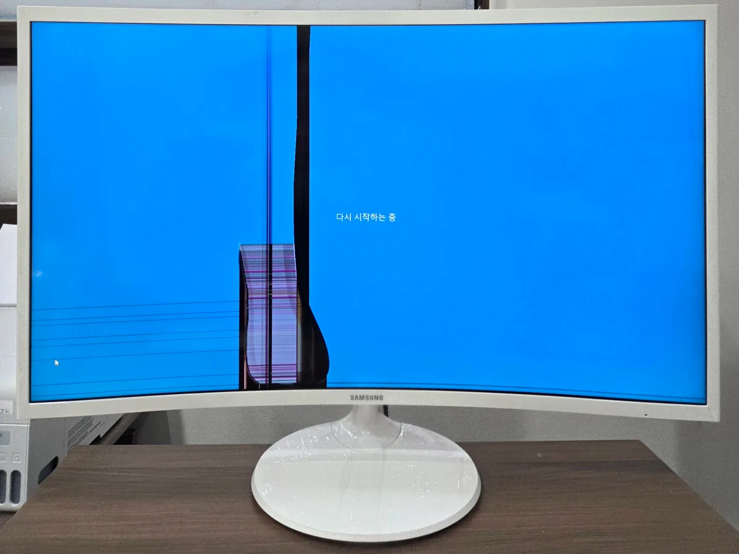 삼성 32인치 커브드 모니터