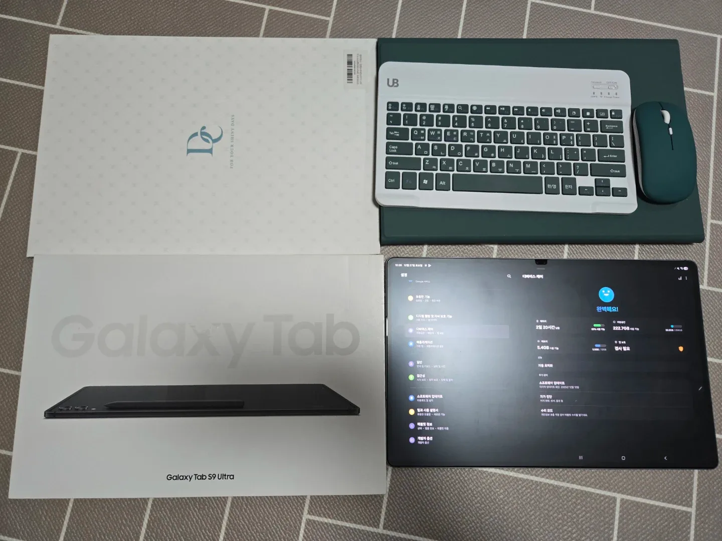 갤럭시탭 S9 울트라wifi 256GB 풀박스 판매합니다.