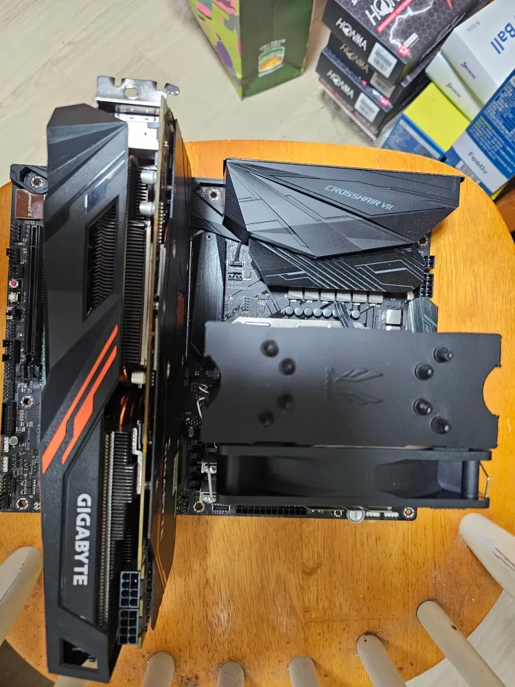 컴퓨터 cpu 보드 램 ssd 팝니다
